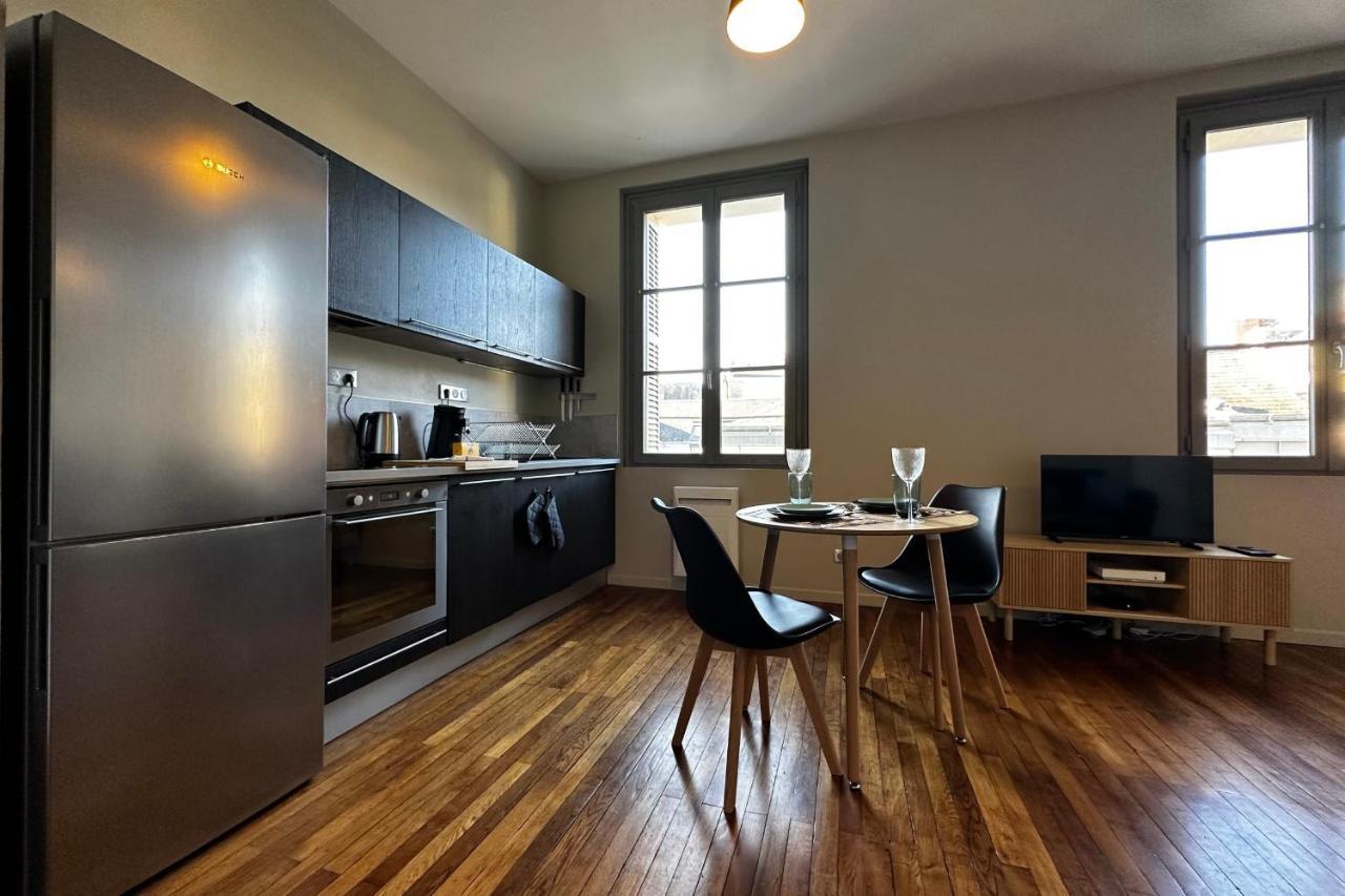Le Magistral Beautiful One-Bedroom Apartment In The Historic Heart Of Tours Exterior photo